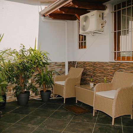 Peaceful Villa In New Bazaar Tirana Exterior photo